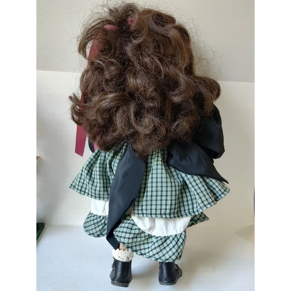 Heidi Ott‎ doll Faithful Friends brunette blue black dress